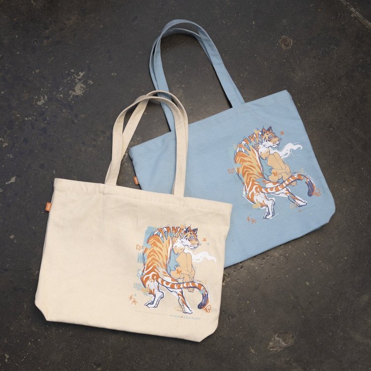 H Seek Tote Bag